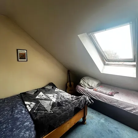 Private In Centre Opposite Connolly Station
